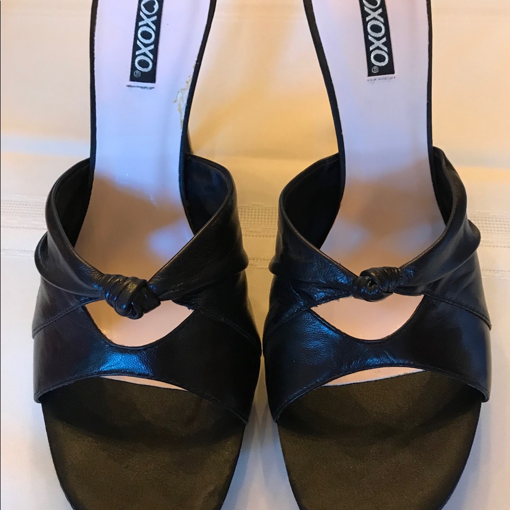 Sandals - Picture 2 of 4